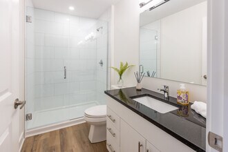 Building Photo - 180 Cope Dr