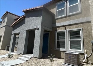 Building Photo - 9916 Tangerine Hls St