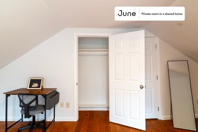 Foto del edificio - Room in Shared 4 bed/4 bath home in East Cambridge