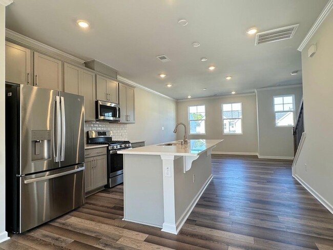 Building Photo - 1729 Barrett Run Trl