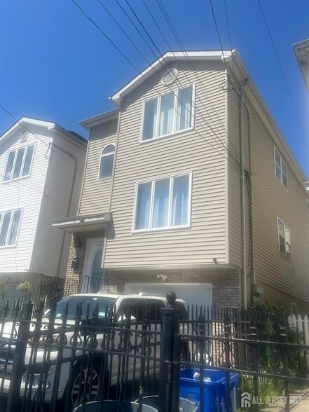Photo - 1089 Magnolia Avenue Unit Apartment