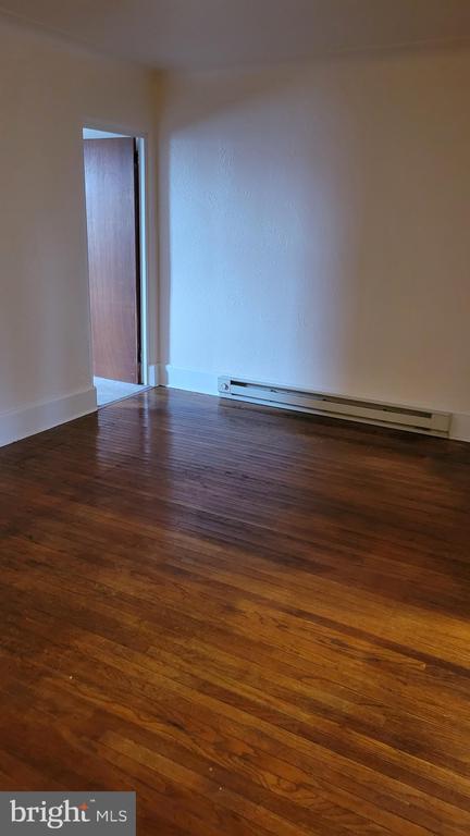 Building Photo - 319 Brower Ave