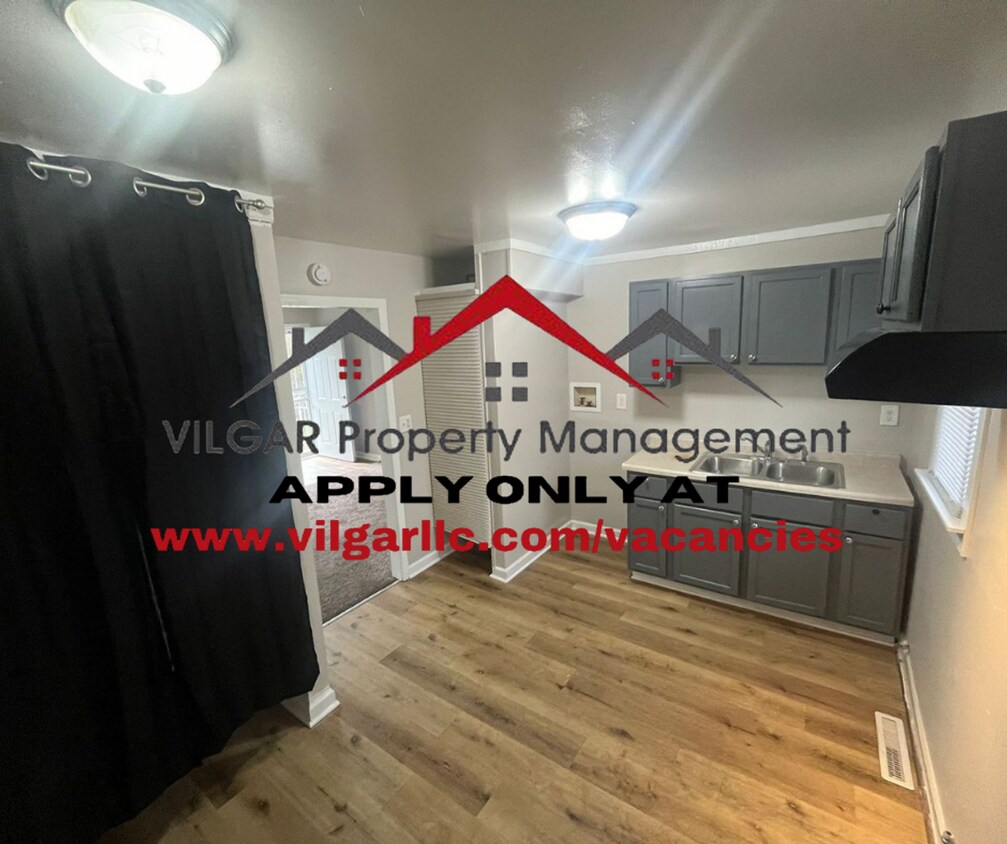 Primary Photo - FOR RENT – Cute, Cozy & Convenient Home!