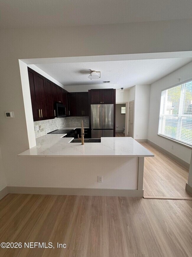 Foto del edificio - 7560 Scarlet Ibis Ln