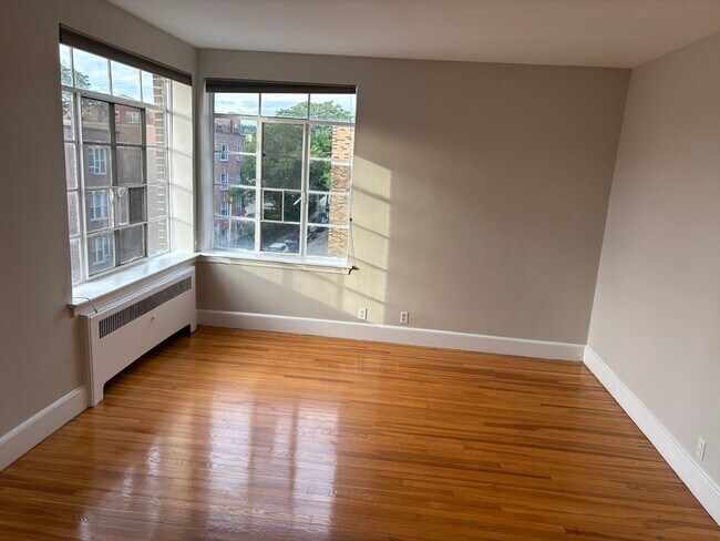 Foto del edificio - 93 Strathmore Rd