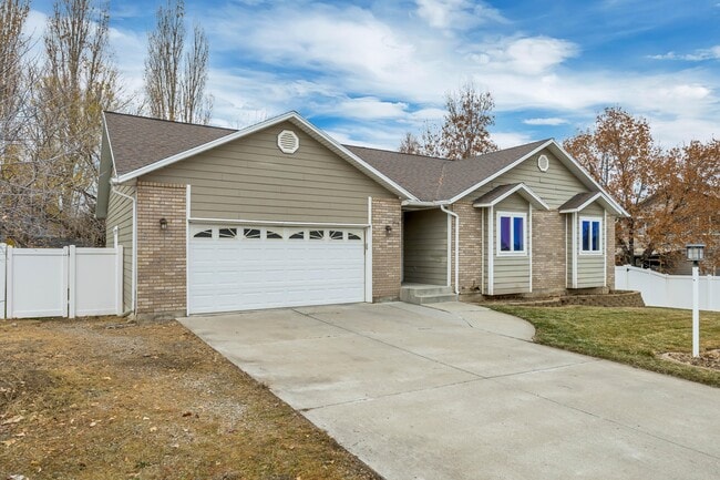 Foto del edificio - 778 S 410 E