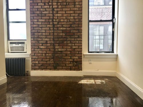 Foto del edificio - 56 E 3rd St