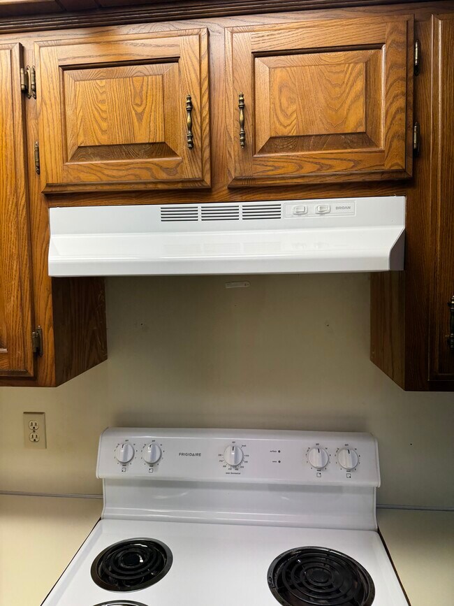 Foto del edificio - 323 S Shurley St