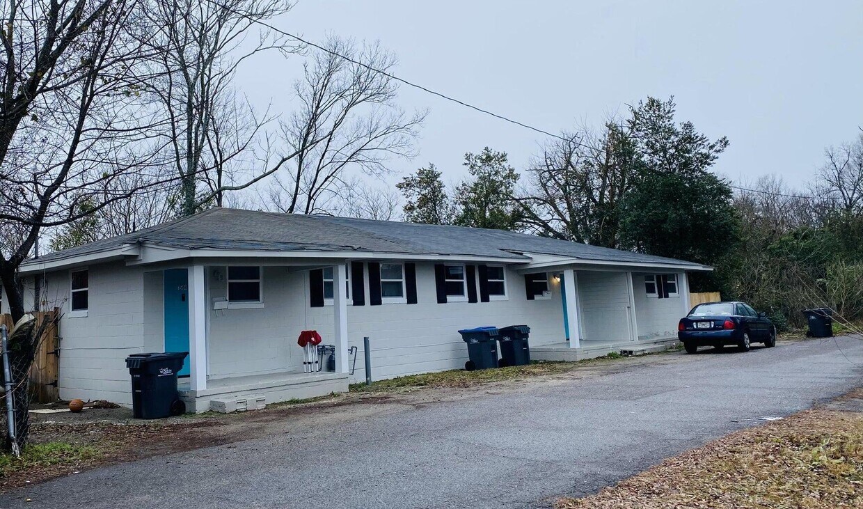 Foto principal - 1508 Dunns Ln