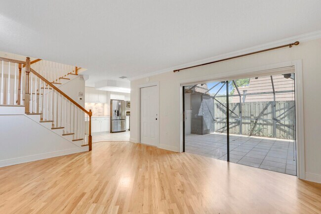 Foto del edificio - 2434 24th Ln