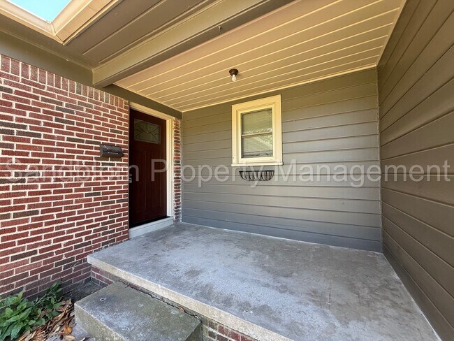 Foto del edificio - For Lease | Midtown Tulsa | Available Now!