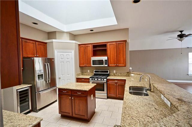 Building Photo - 10613 Dry Creek Ln