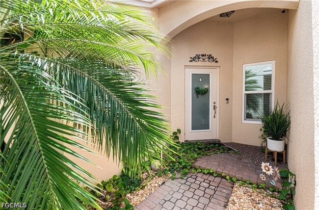 Building Photo - 10523 Carolina Willow Dr