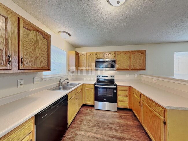 Foto del edificio - 4708 Whitview Ln