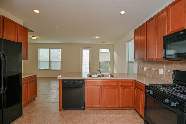 Foto del edificio - 19404 Rockwood Ct