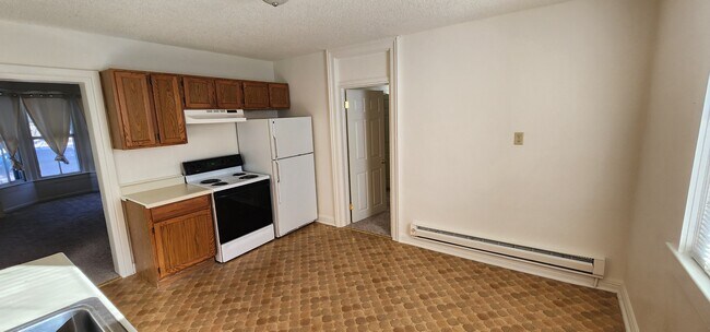 Foto del edificio - 2300 Bradley Ave