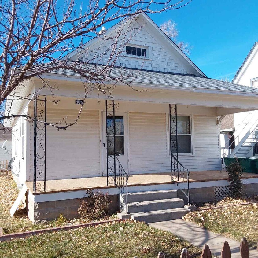 Foto principal - 108 Maple Ave