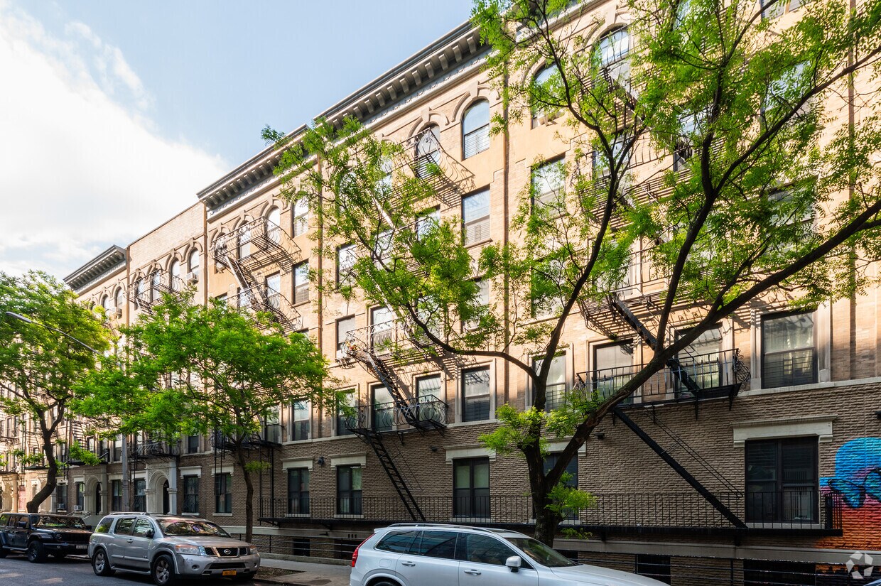 Fotografía del edificio - 111-117 E 100th St