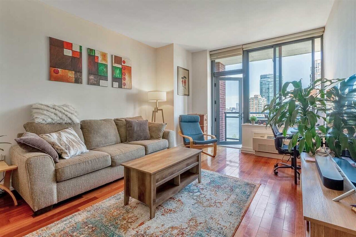 Foto principal - 389 Washington St