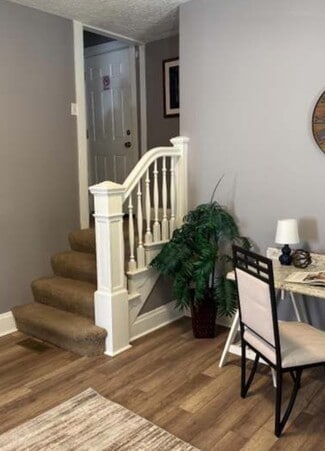 Building Photo - 278 Mcgregor Ave