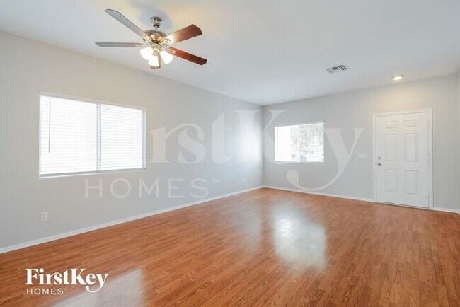 Foto del edificio - 13256 W Watson Ln
