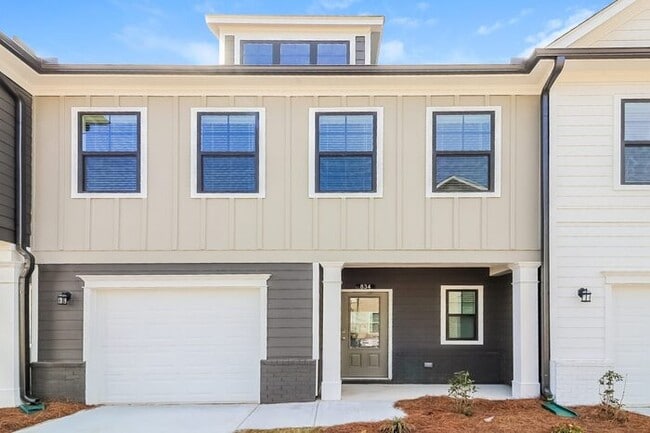 Photo - 834 Calvin Pk Dr Townhome