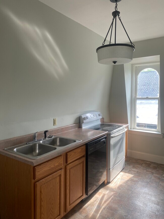 Foto del edificio - 1108 W 4th St