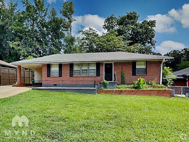 Building Photo - 1156 N Parkwood Dr