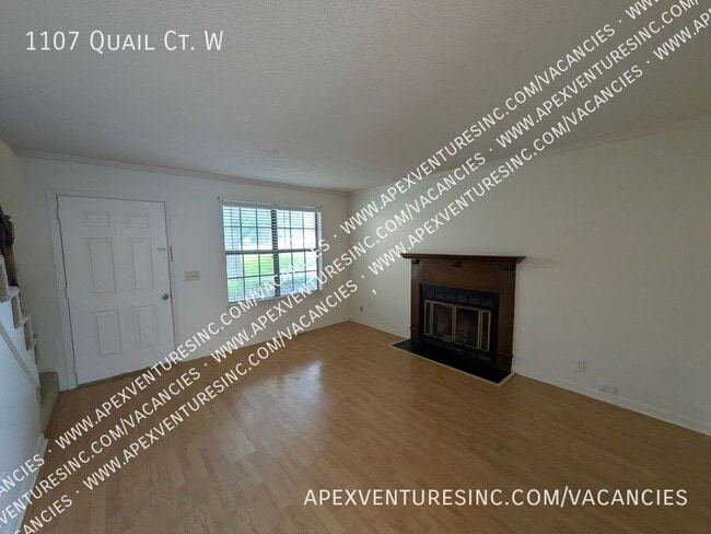 Building Photo - 1107 Quail Ct W