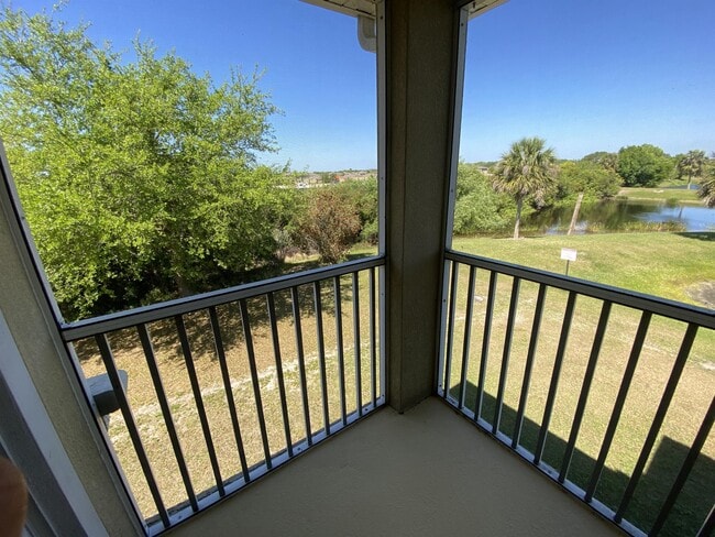 Building Photo - 6425 Cypressdale Dr