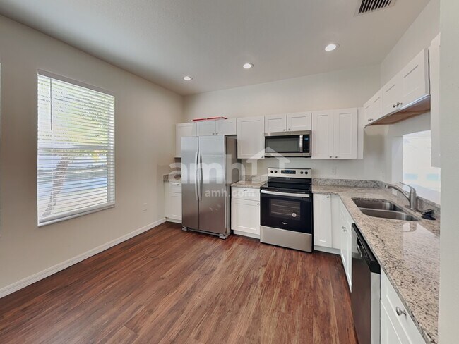 Foto del edificio - 13219 Beechberry Dr