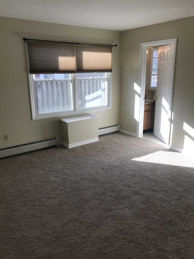 Bedroom - 434 Hillsdale Ave