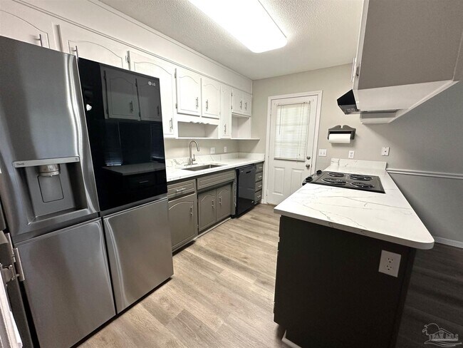 Foto del edificio - 10150 Candlestick Ln