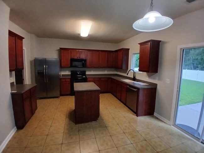 Foto del edificio - 8 Cedar Creek Cir