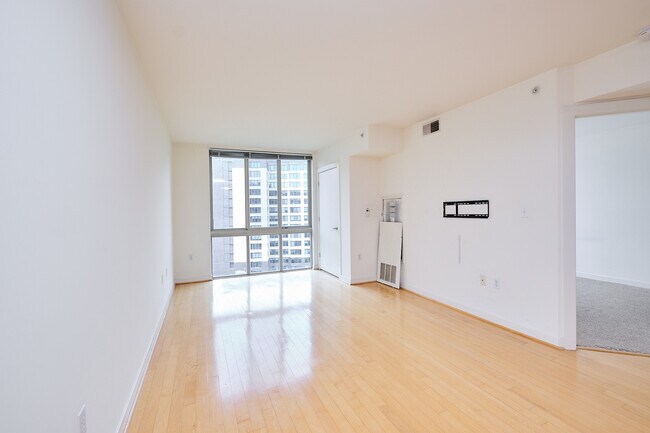 Foto del edificio - 1000 New Jersey Ave SE