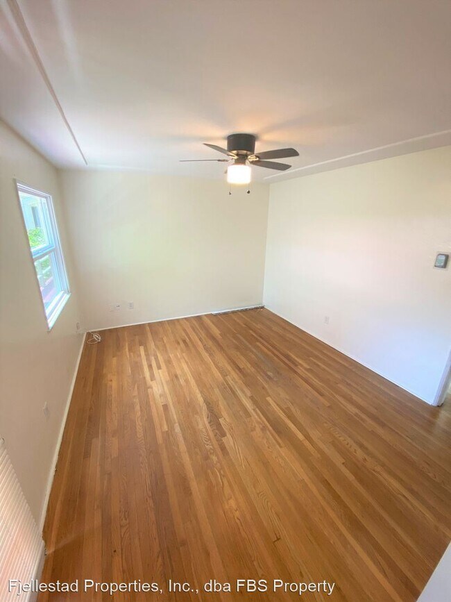 Foto del edificio - 3540-3546 1st Ave