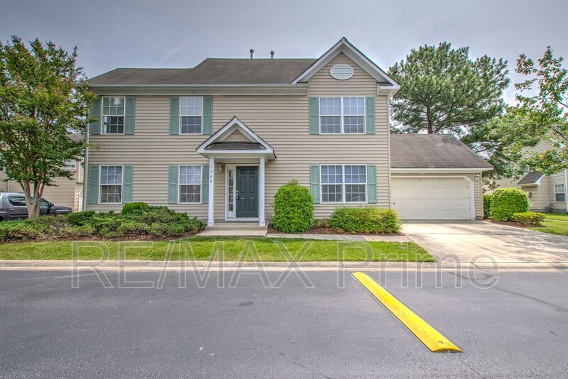 Primary Photo - 1560 Wynd Crest Way