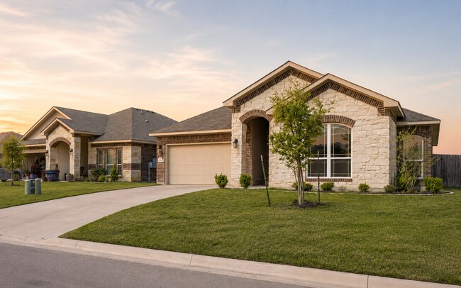 Building Photo - AVAILABLE JULY 1ST; APPLY TODAY ON OUR WEBSITE!!!