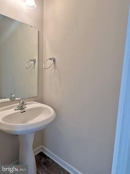 Foto del edificio - 956 N George St