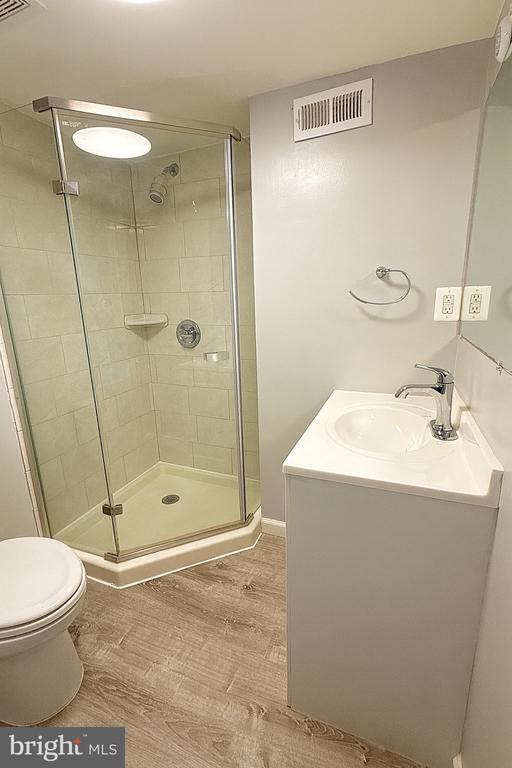 Foto del edificio - 5314 Larochelle Dr