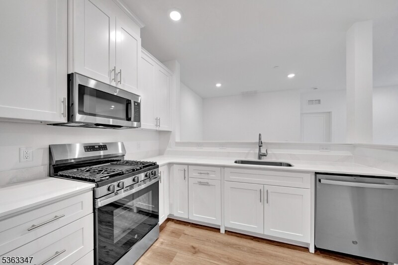 Foto principal - 5103 Mary Ashby Way