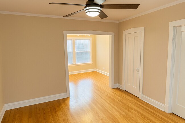 Foto del edificio - 6638 S Greenwood Ave