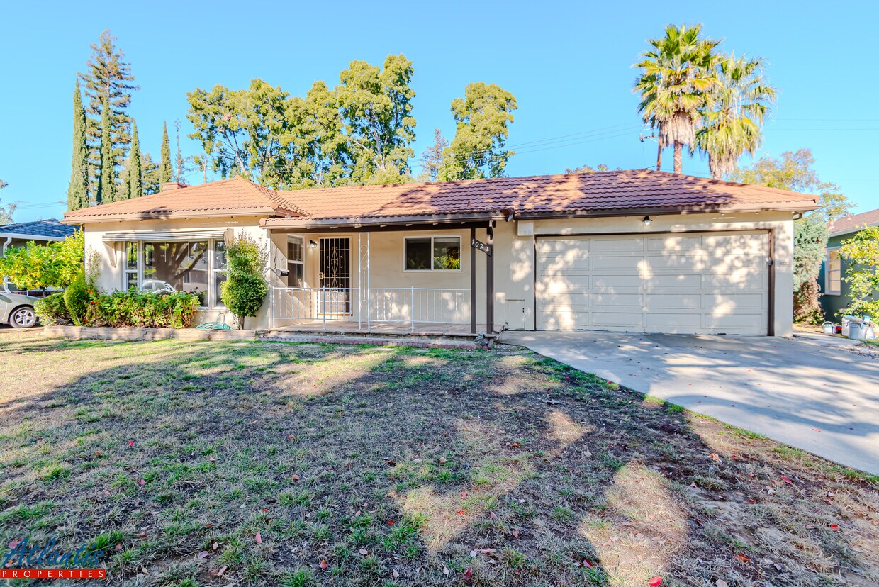 Primary Photo - 1022 Westwood Dr