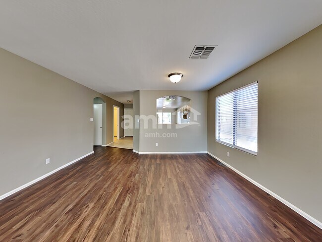 Building Photo - 13177 W Mauna Loa Ln