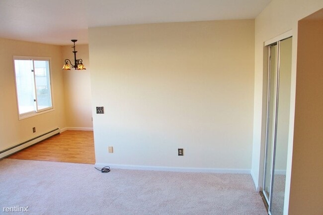 Building Photo - 2 br, 1 bath Condo - 251 McCarrey St Unit ...
