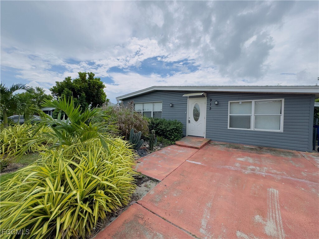 Foto principal - 913 Hudson Ave
