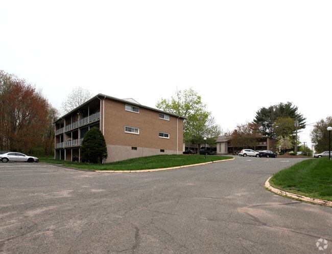 Building Photo - Highland Apartments