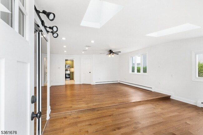 Foto del edificio - 28 Willow St
