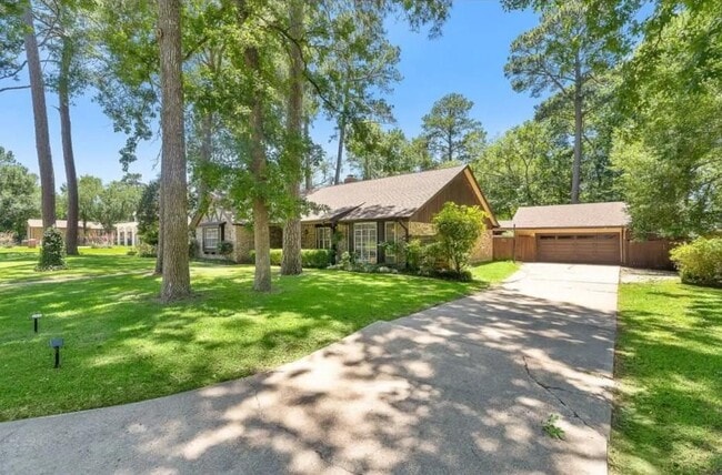 Building Photo - 234 Willowbend St