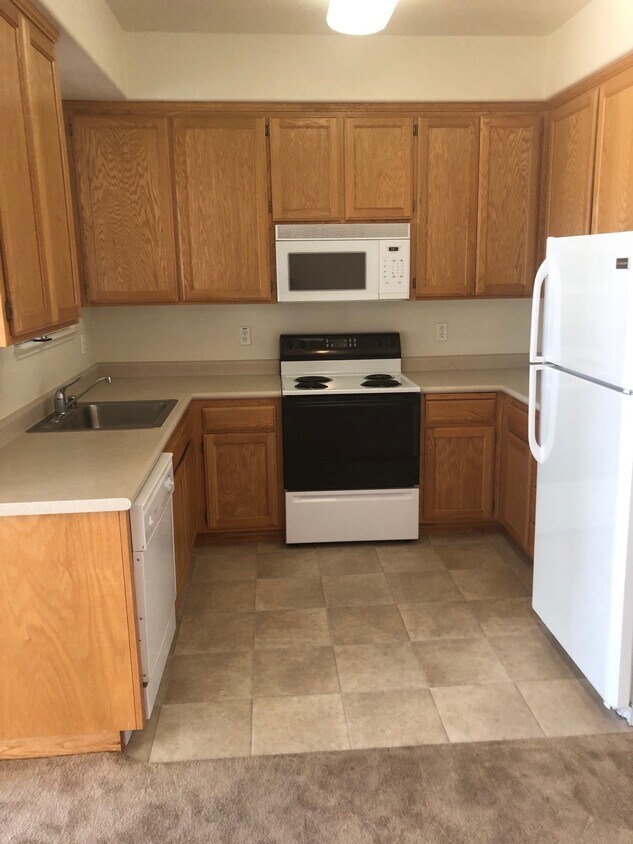 Primary Photo - 1032 Prospect Ave